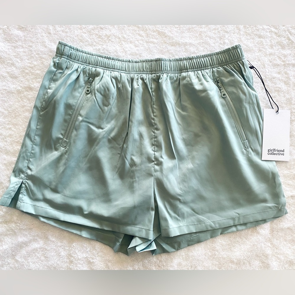 NWT Girlfriend Collective glass Gazelle Short, size M [LIMITED EDITION COLOR]